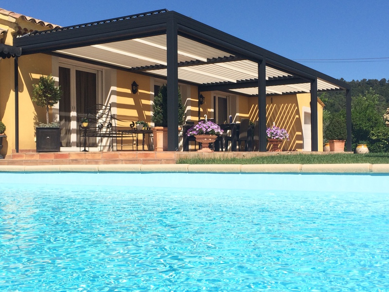 Pergola bioclimatique Millau Creissels